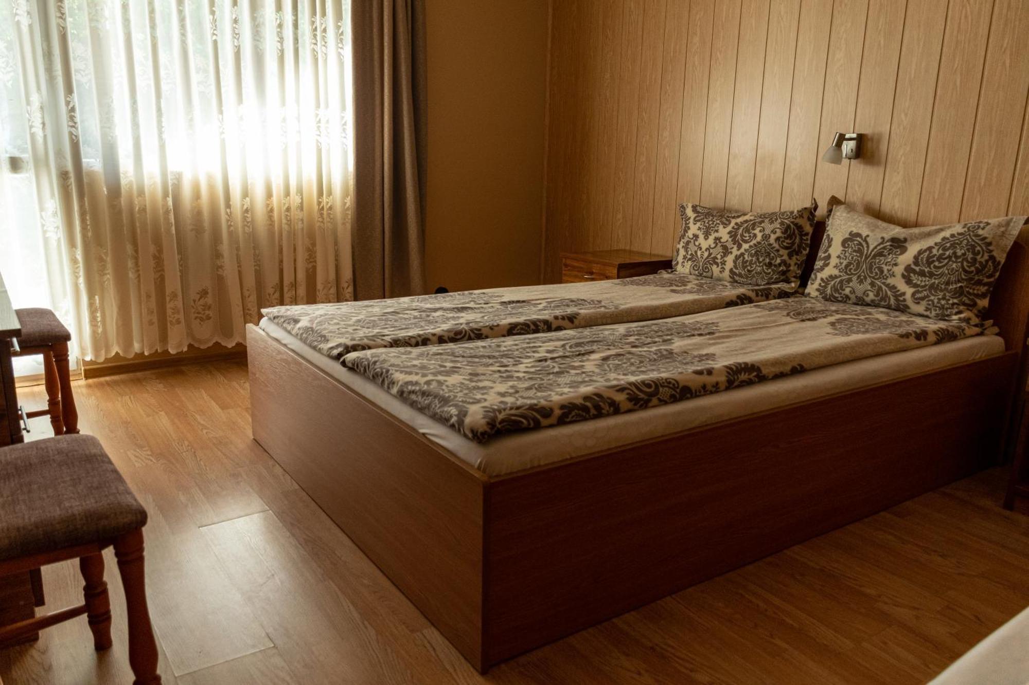 Hotel Camping Verila à Sapareva Banya Extérieur photo