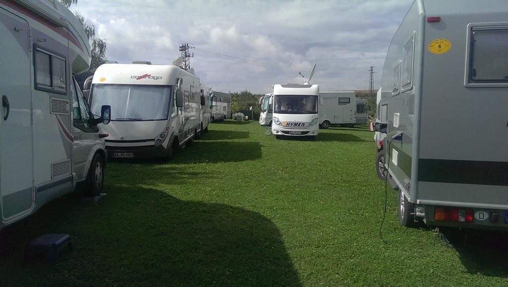 Hotel Camping Verila à Sapareva Banya Extérieur photo