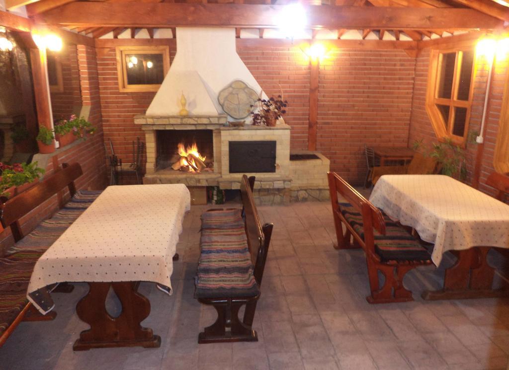 Hotel Camping Verila à Sapareva Banya Extérieur photo